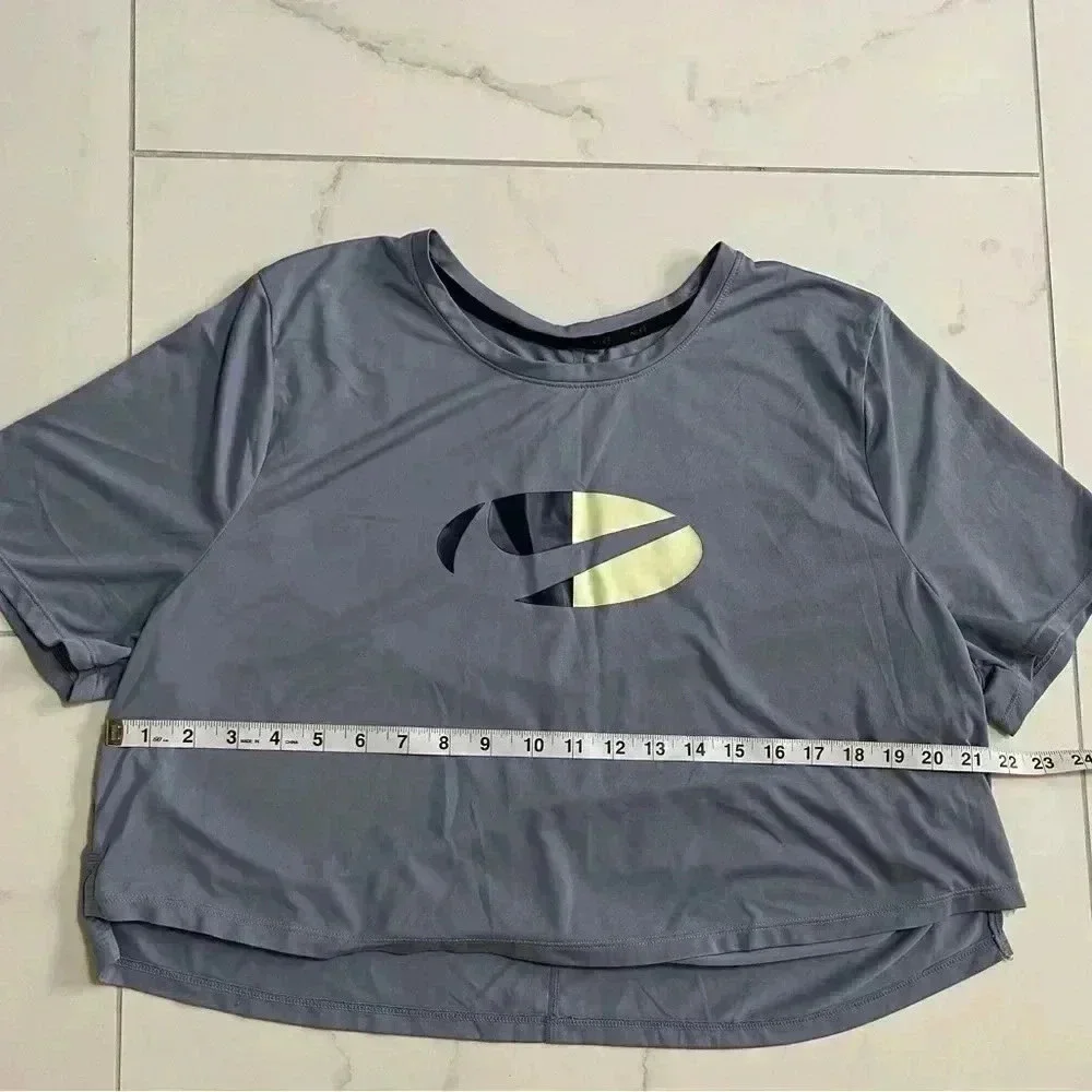 Nike Women's Plus Size Dri-Fit One Cropped Top Ashen Slate 1X